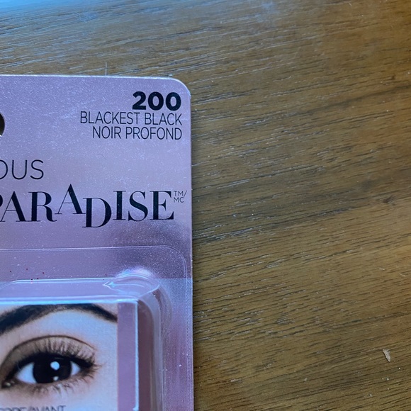New L’Oréal Voluminous Lash Paradise Mascara. - Picture 2 of 6
